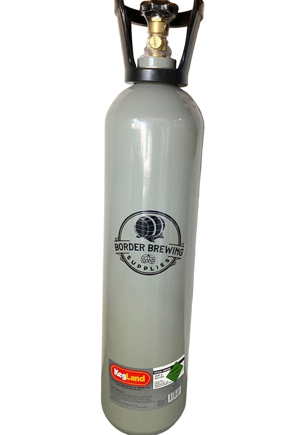 6kg Gas Bottle Cylinder Keg Kegerator CO2 Beer CO2 Gas Cylinder 6kg Gas Bottle comes FULL ready to use With a cylinder shut-off valve this tank can dispense up to 1000L of beer. Or up to 500L of carbonating & dispensing if used for homebrewing purposes