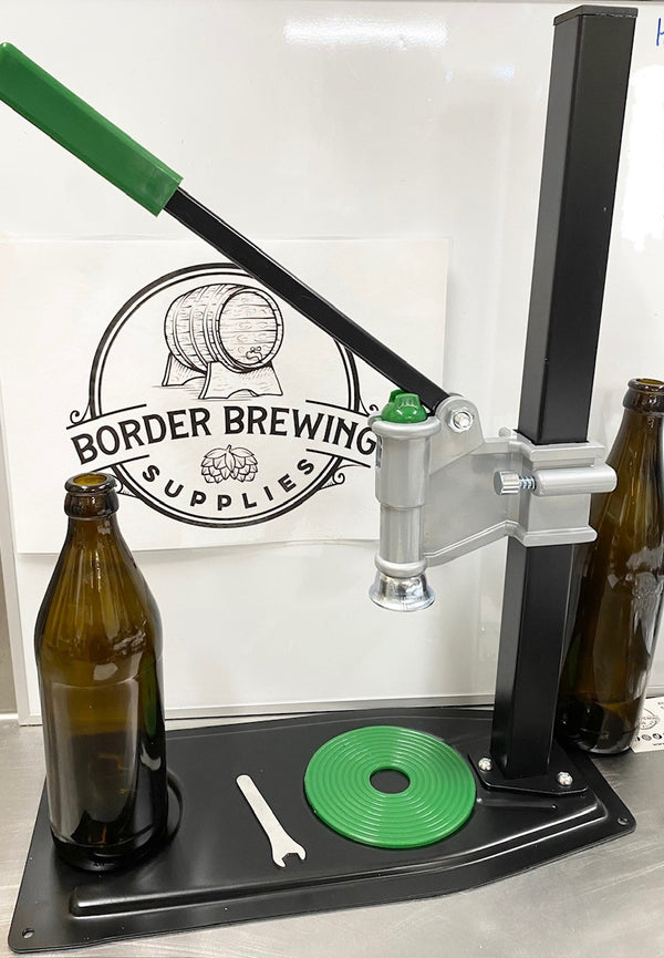 Adjustable home brew bench bottle capper
